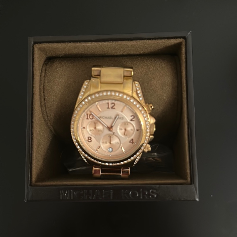 Michael Kors Rose gold watch